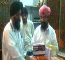 Medicines-for-IDPs-being-received-by-Dr-Saroop-at-Bhai-Joga-Singh-Gurdwara-dispensary